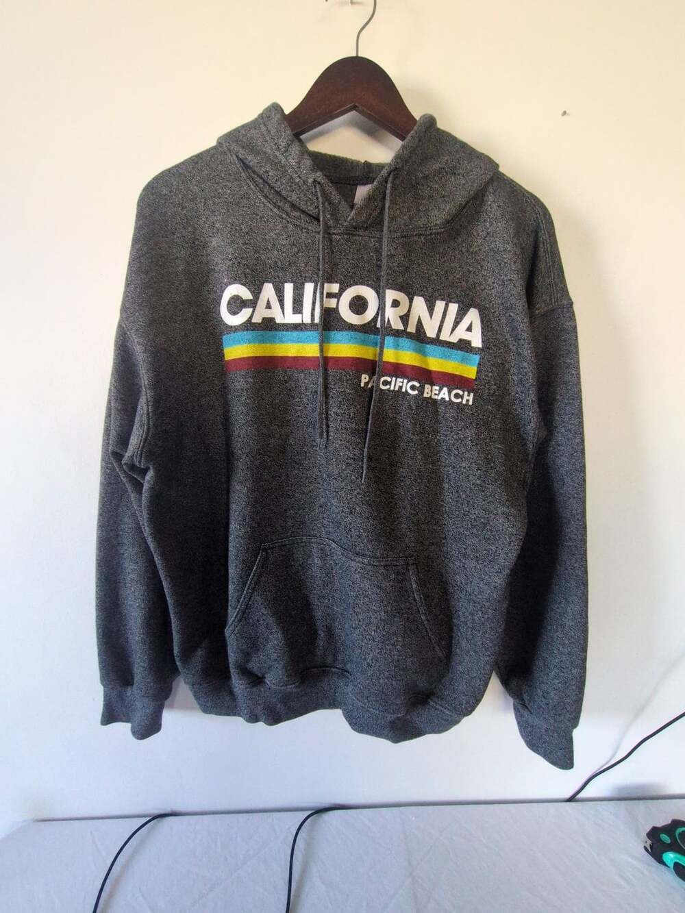 Teemax California Pacific Beach Hoodie Size M Gray Pullover
